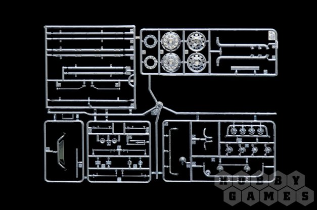 Грузовой автомобиль Volvo FH16 &quot;Viking&quot; (1:24) фото 13