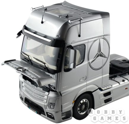 Грузовик Mercedes Benz Actros MP4 Gigaspace (1:24) фото 3